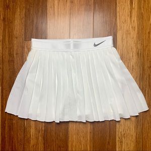 NWOT Nike Court Victory Pleated Tennis Skirt *szS